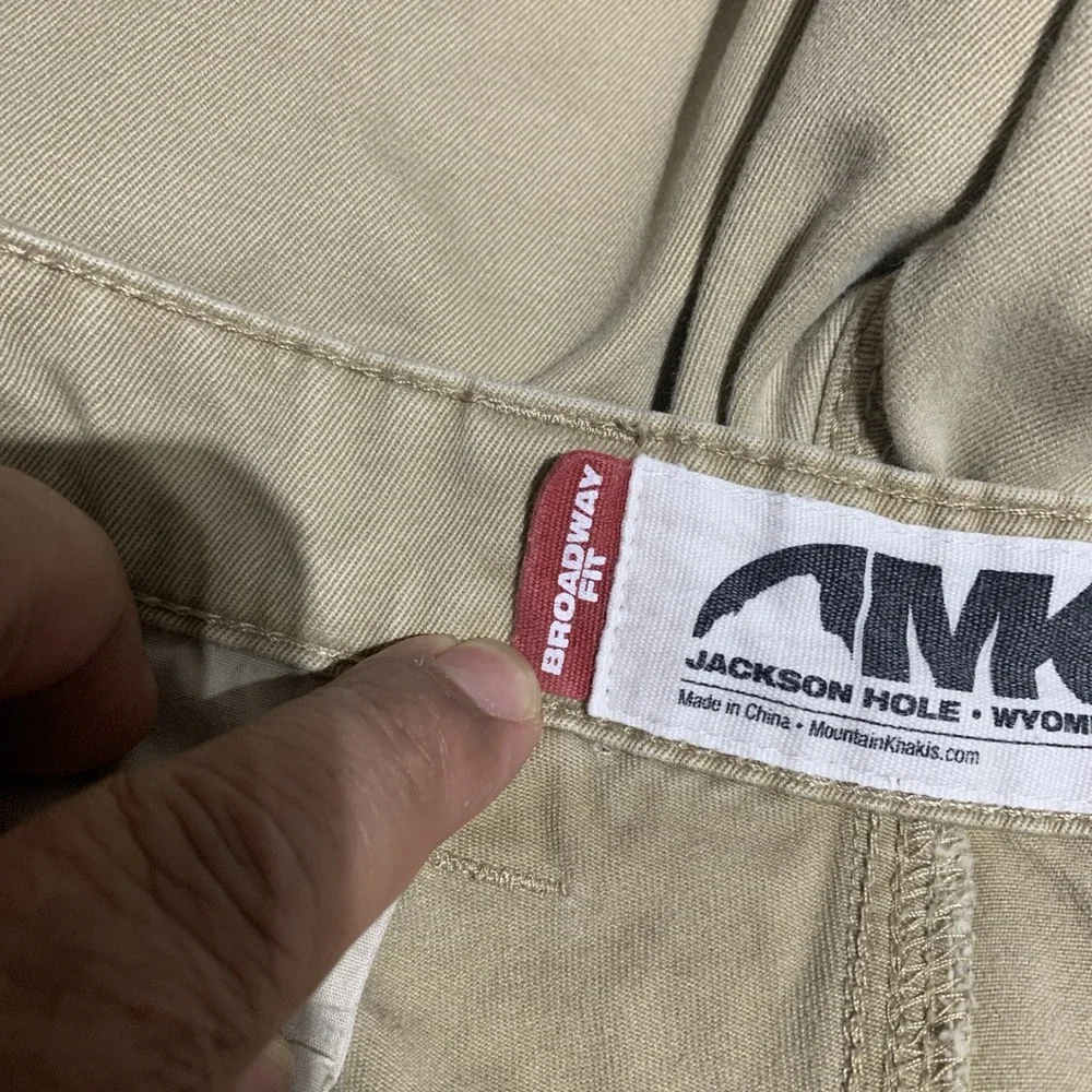 Mountain Khakis Jackson Hole Wyoming Men's Pants BroadwayFit Khaki Outdoor 40X30